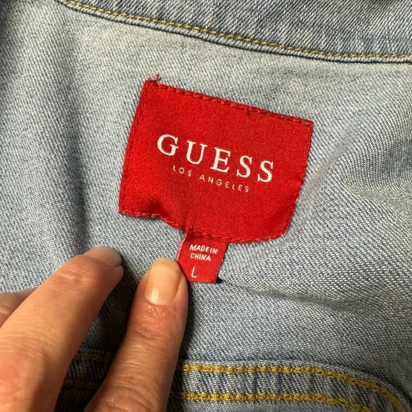 Guess Women’s Size Large Boyfriend Denim Jean Jacket With Logo Stripe Sleeves - Picture 6 of 8
